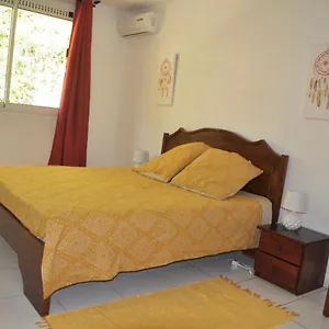 https://residence-tahiri-2.frenchpolynesia-hotels.com