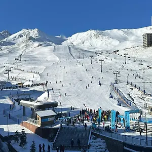 https://duplex-ideal-familias-vista-a-pistas.andorra-la-vella-hotels.net