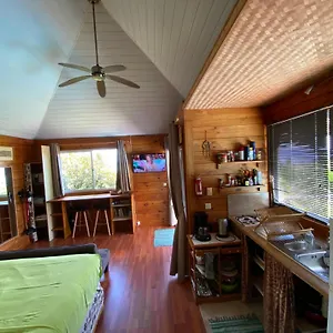 https://moorea-happy-bungalow.frenchpolynesia-hotels.com